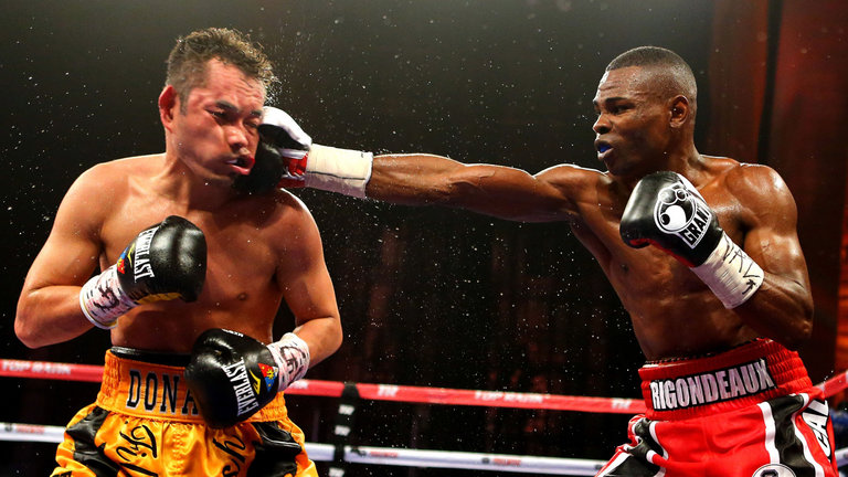 Guillermo Rigondeaux (R) outpointed Donaire