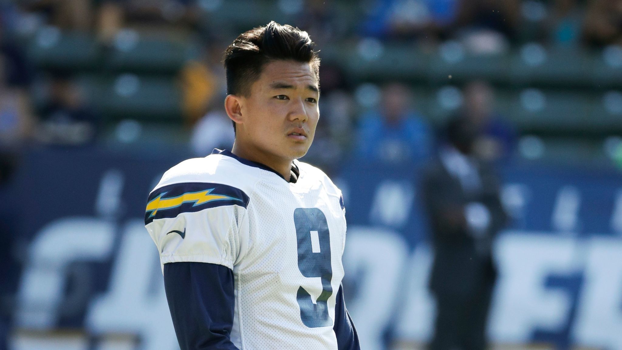 Chargers outcast Younghoe Koo shining as Falcons kicker – Orange County  Register